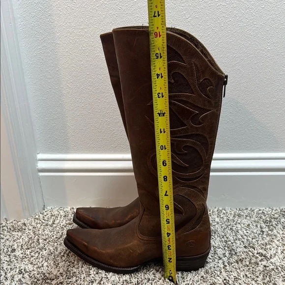 Ariat Genuine Leather Cowboy Boots - Picture 14 of 16